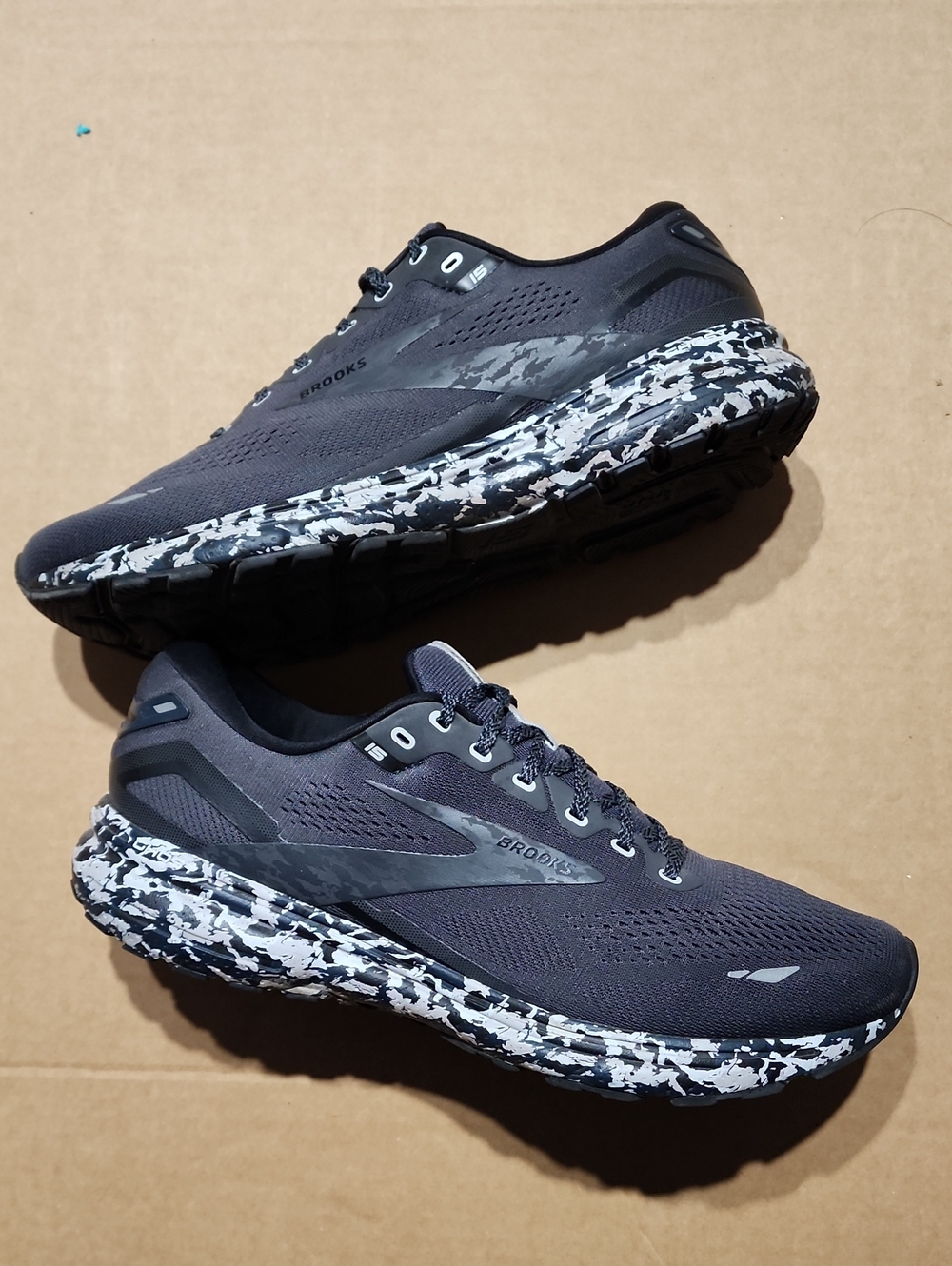 Brooks Ghost 15 Mens Running Shoes Black/Gray Camo Size 12.5